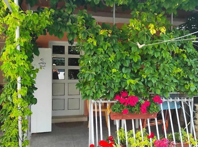 M&r Spadina Apartamento Vodice