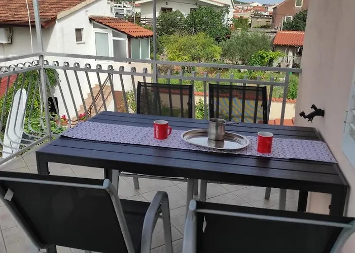 M&r Spadina Apartamento Vodice