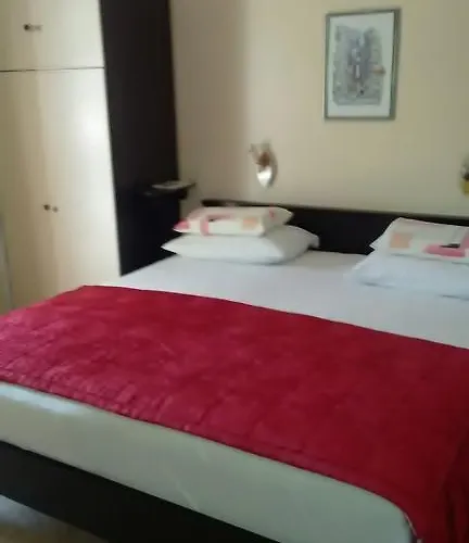 M&r Spadina Apartamento