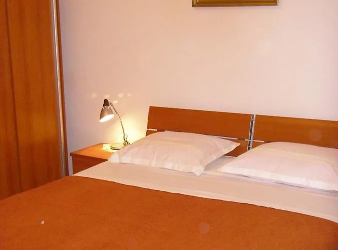 M&r Spadina Appartement